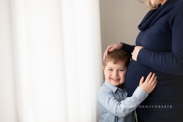 Maternity portraits in Northern Virginia studio Maternity portraits in Northern Virginia studio