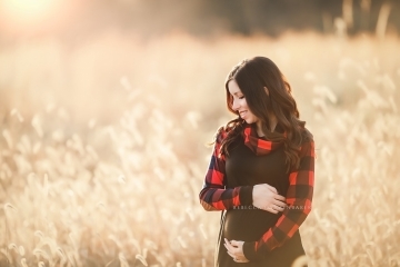 Winter maternity portrait