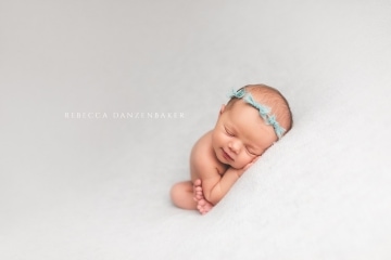 Newborn girl photography Northern Virginia