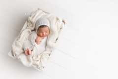 Newborn baby photography with all-white props