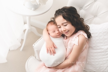 Sibling and newborn photography Northern VA Sibling and newborn photography Northern VA