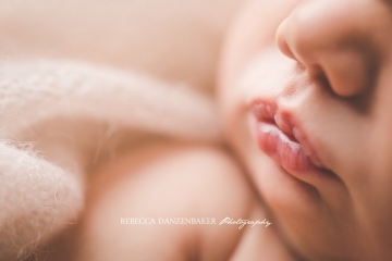 Newborn photos in Ashburn VA Newborn photos in Ashburn VA