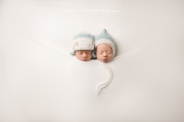 Newborn twins portrait session