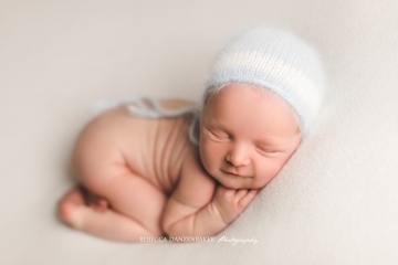 Lansdowne VA newborn photographer